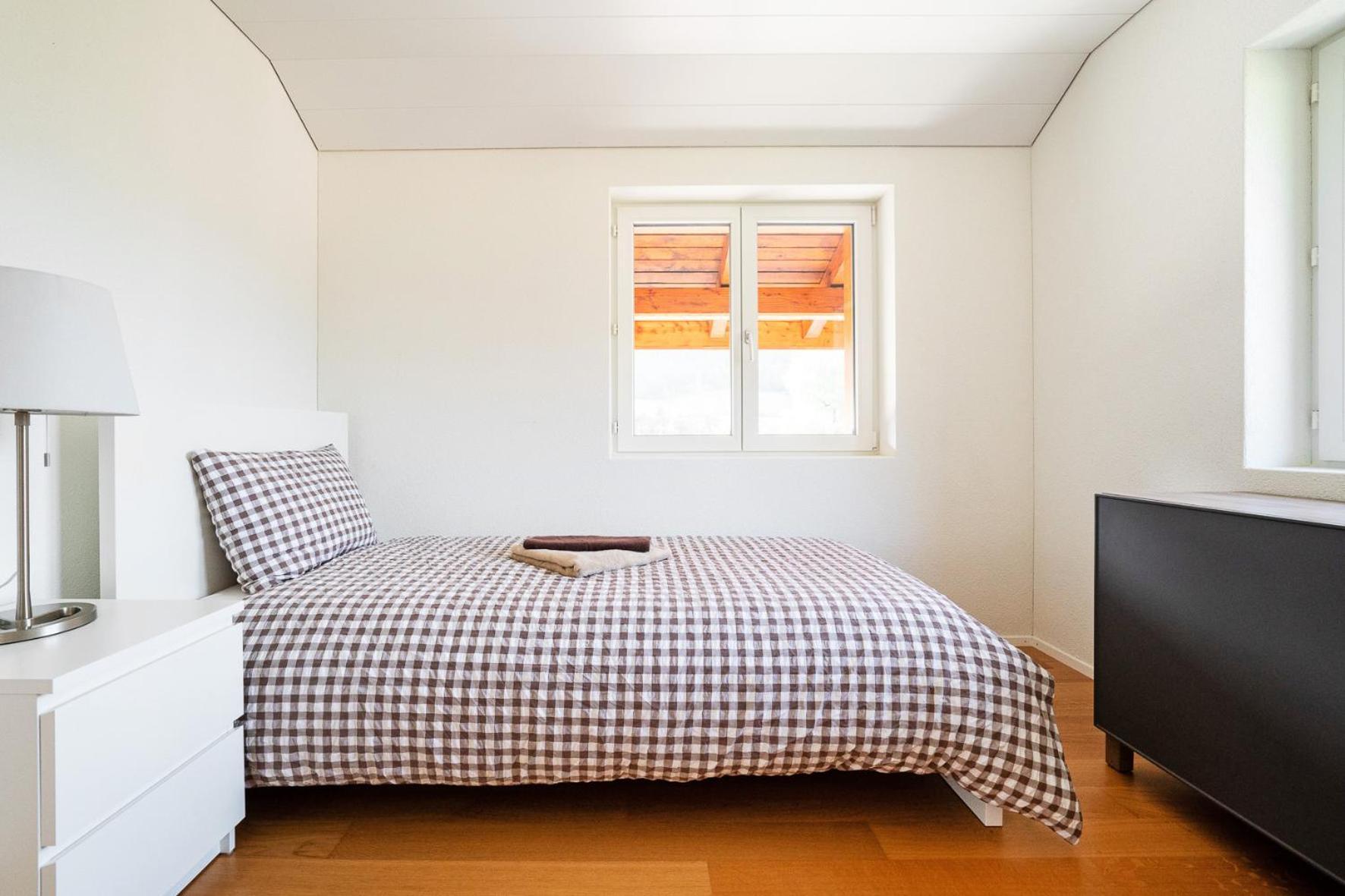 Glarner Bed Apartment Netstal Exterior photo